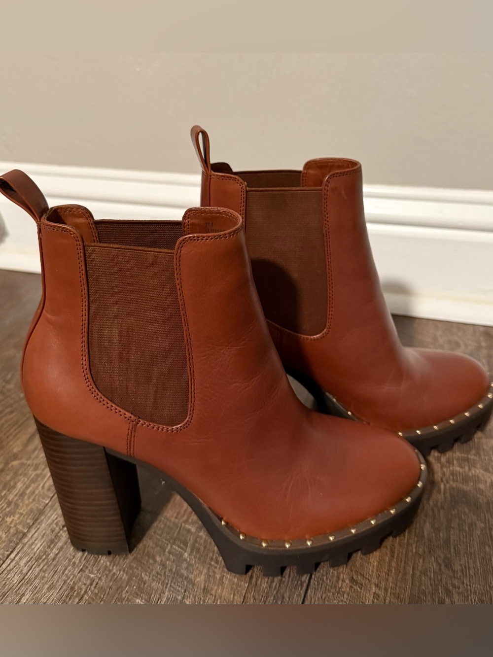 ANTONIO MELANI Chestnut Brown Lug-Sole Chelsea Booties